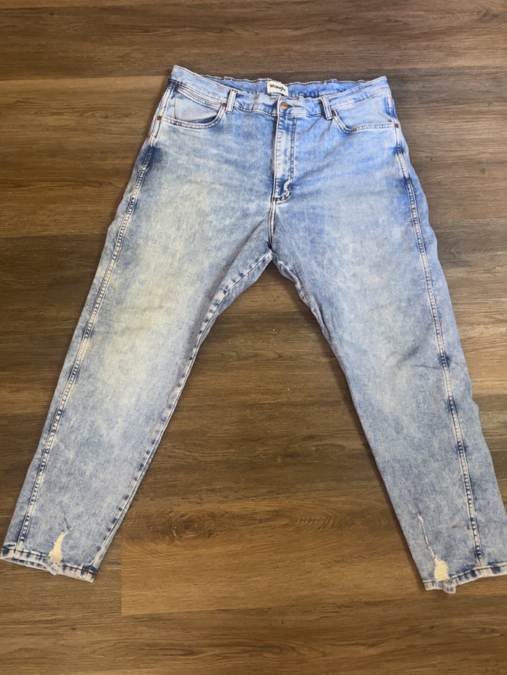 Wrangler Light Blue Relaxed Fit Jeans